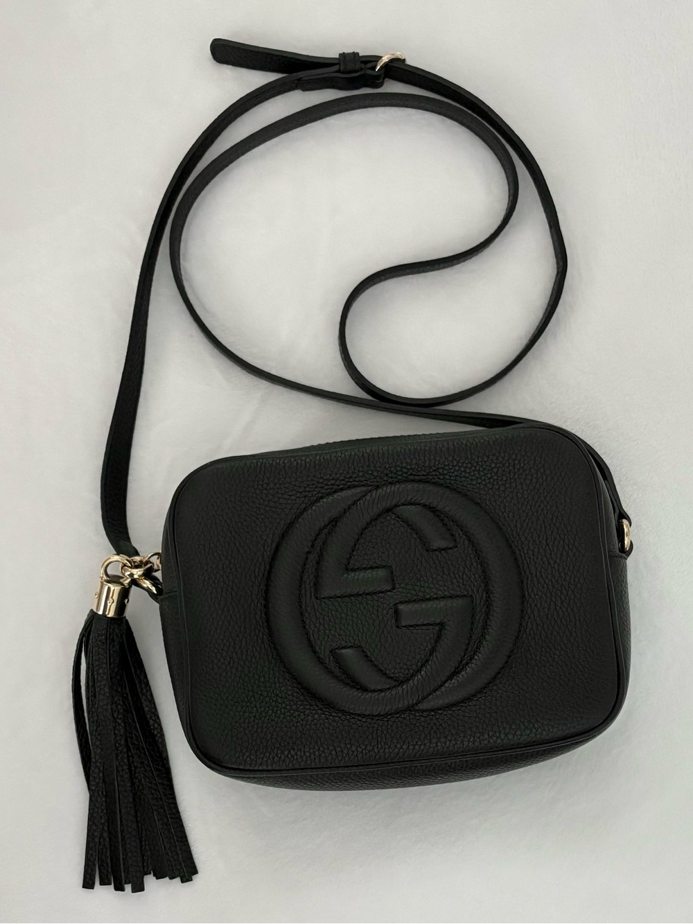 Authentic Gucci Soho Disco Leather Crossbody Bag with Tassel